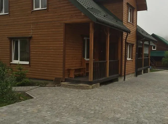 Готель Сонячні Карпати Славське